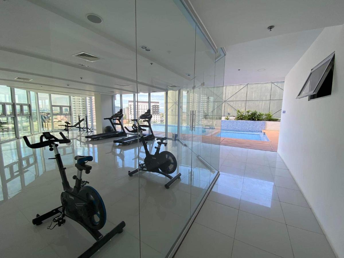Inspiria Davao Aparthotel Екстериор снимка