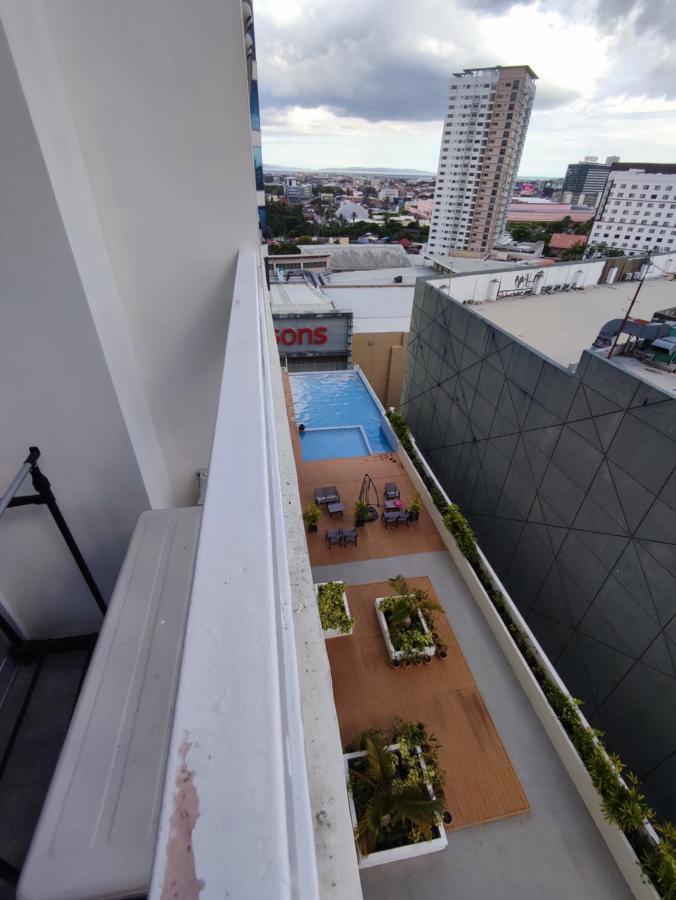 Inspiria Davao Aparthotel Екстериор снимка